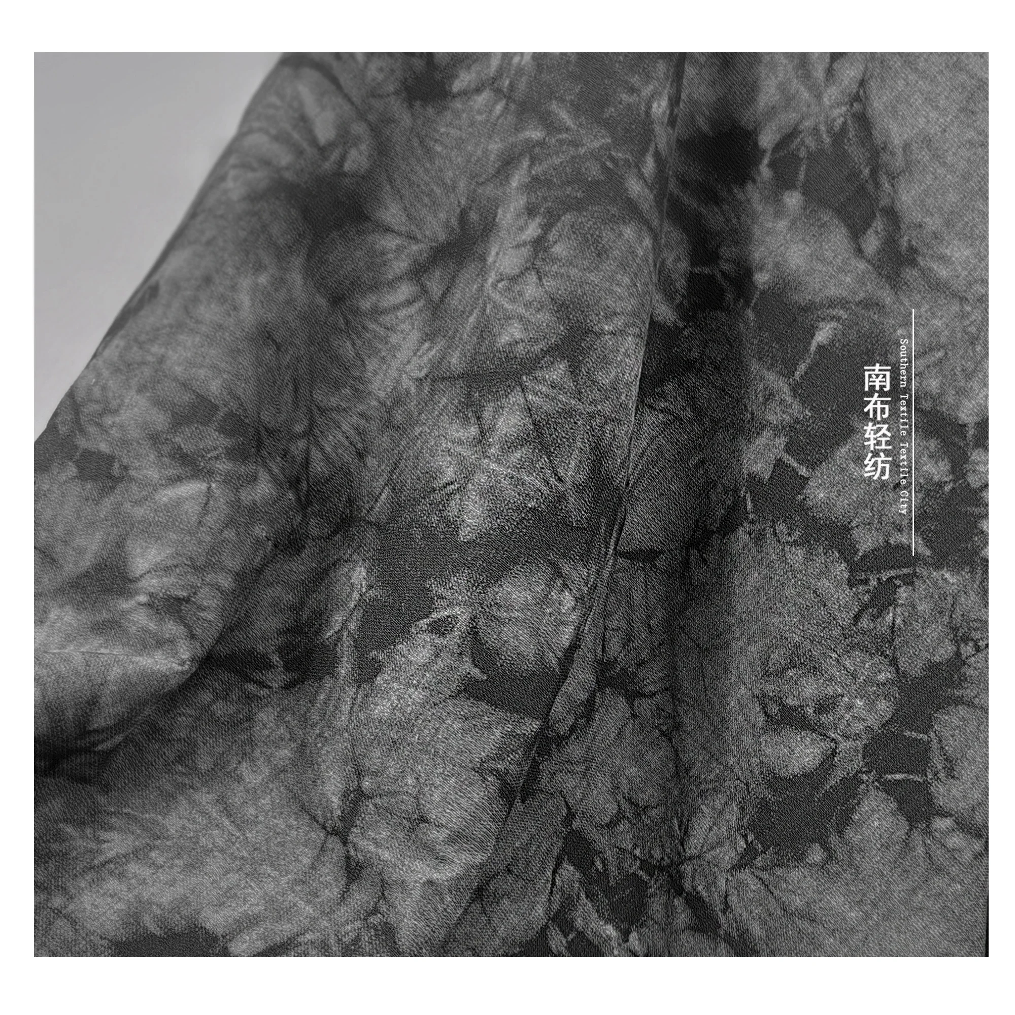 Gri Cu Negru Din Bumbac Cravată-Vopsite Cu Cerneală Piatra Vopsite Tesatura Textura Reconstrucție Crack Model De Îmbrăcăminte De Designer Tesatura